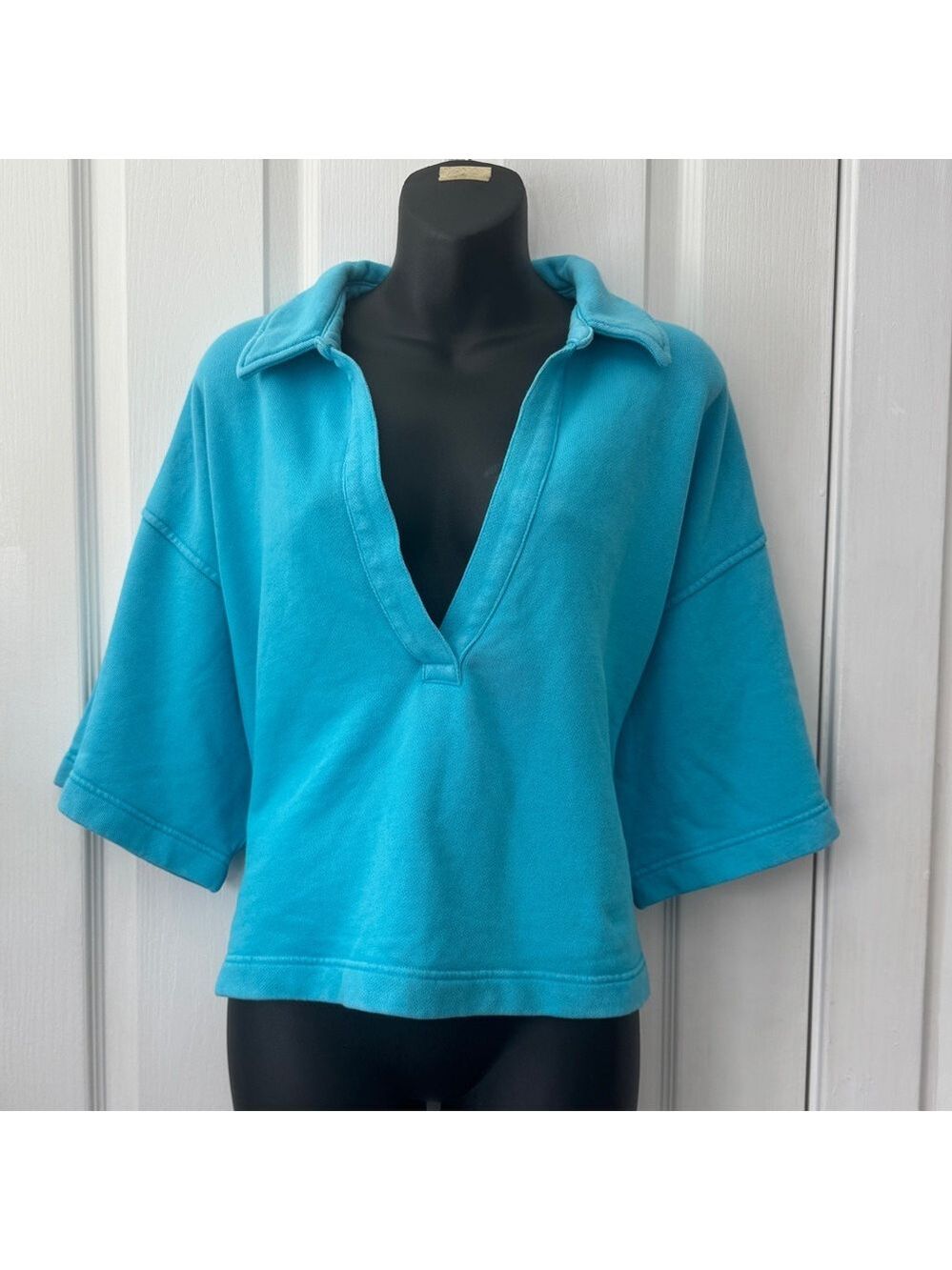 Aerie cropped polo shirt , size large, blue